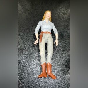HBO Westworld Outlaw Dolores Action Figure Warner Bros. With gun